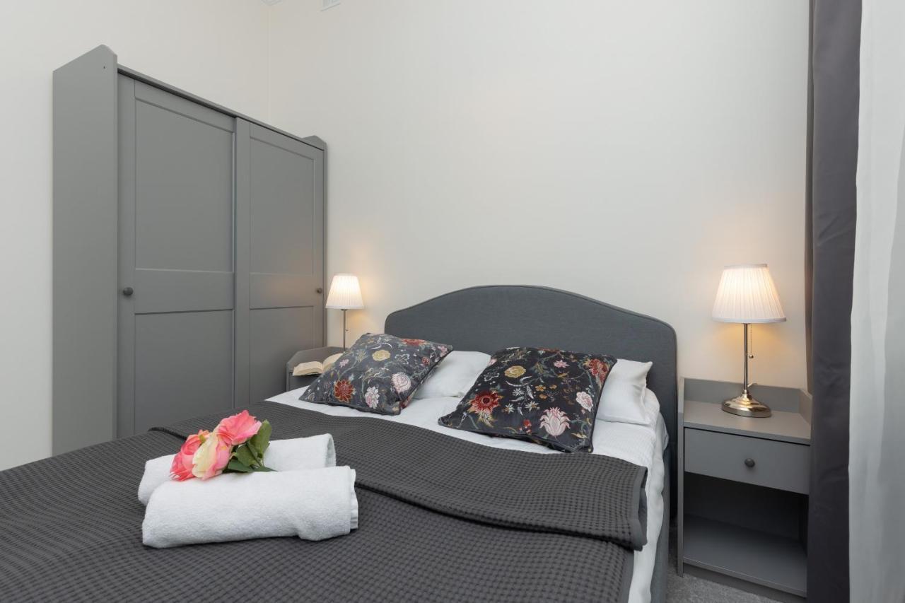 Warszawa Ochota Modern Apartment For Families By Noclegi Renters Extérieur photo