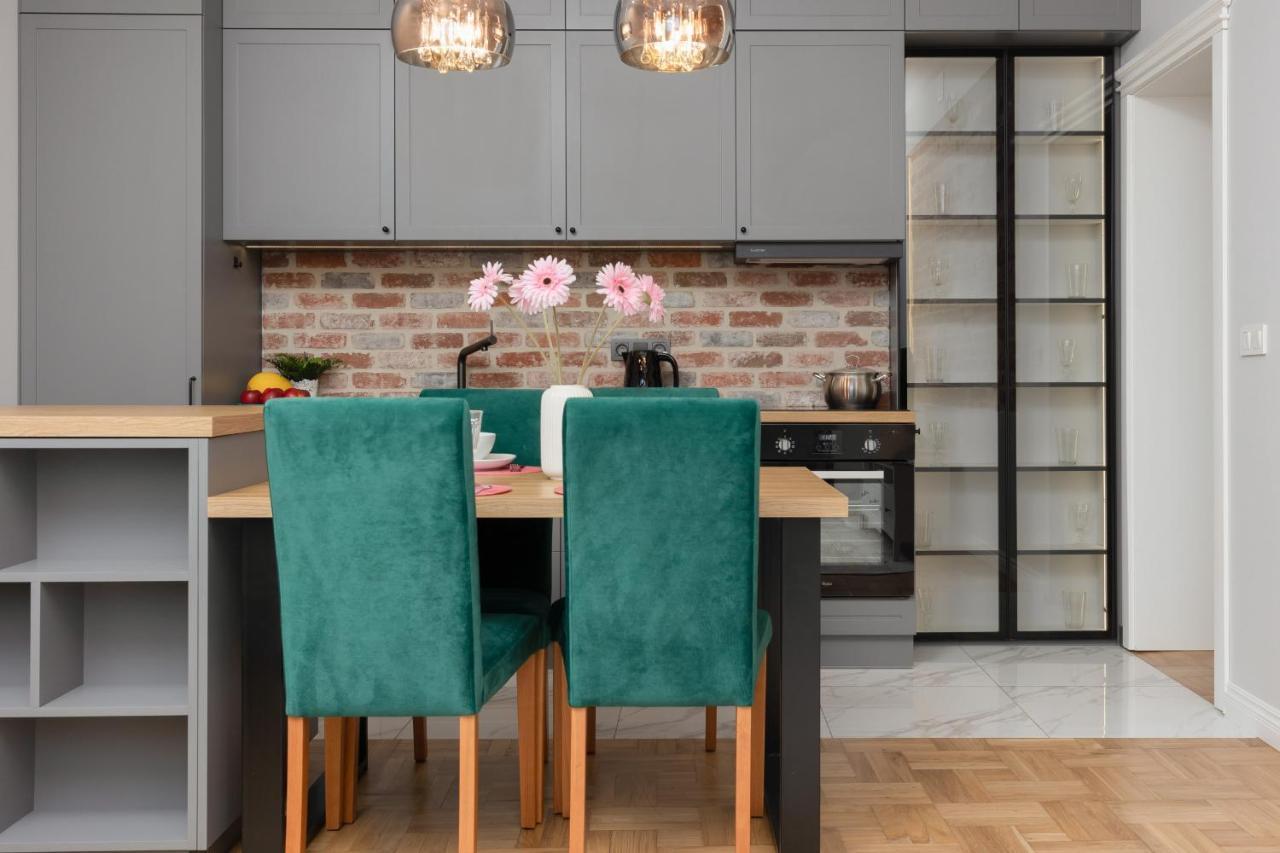Warszawa Ochota Modern Apartment For Families By Noclegi Renters Extérieur photo